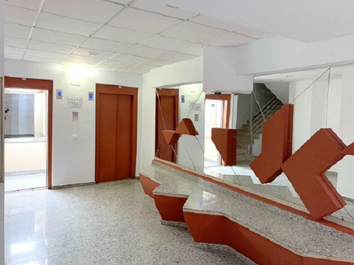 Apartamento 1ª Linea De Mar -Wifi- Aire Acondicionado Empuriabrava Dış mekan fotoğraf